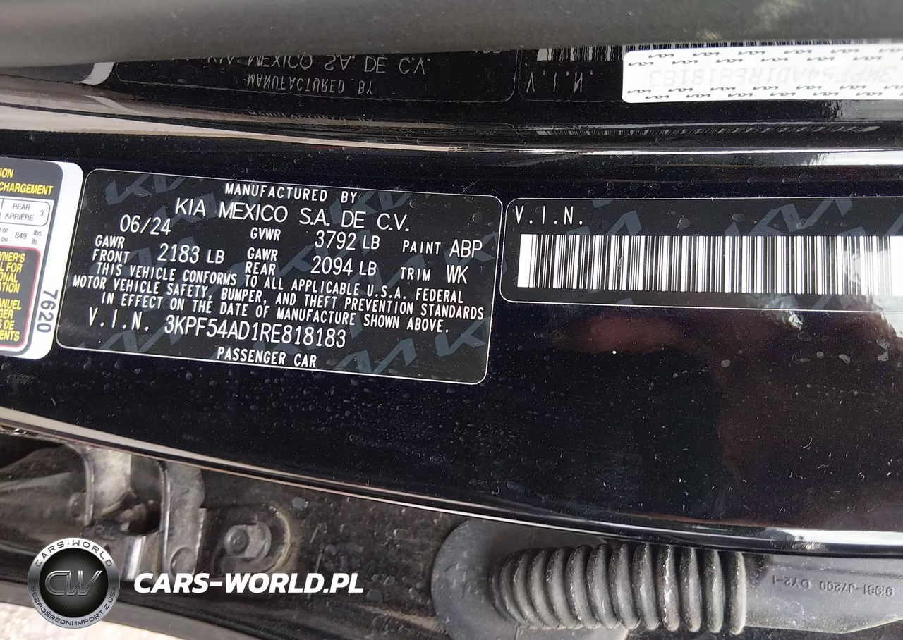 2024 Kia Forte Gt-Line VIN:3KPF54AD1RE818183 - 9