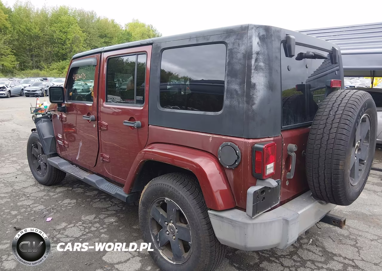 2008 Jeep Wrangler Unlimited Sahara VIN:1J8GA59118L646784 - 3