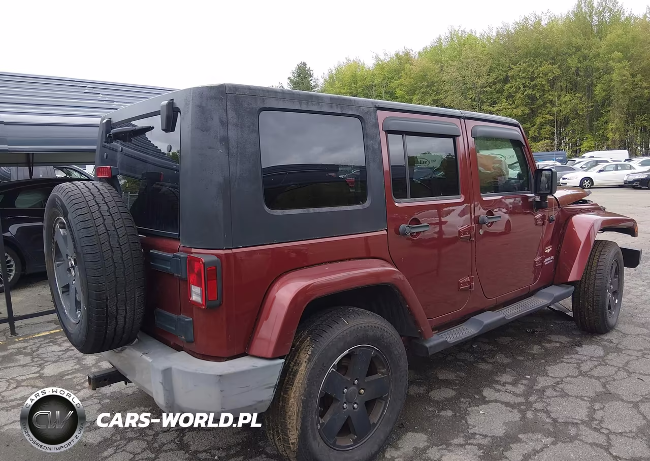2008 Jeep Wrangler Unlimited Sahara VIN:1J8GA59118L646784 - 4