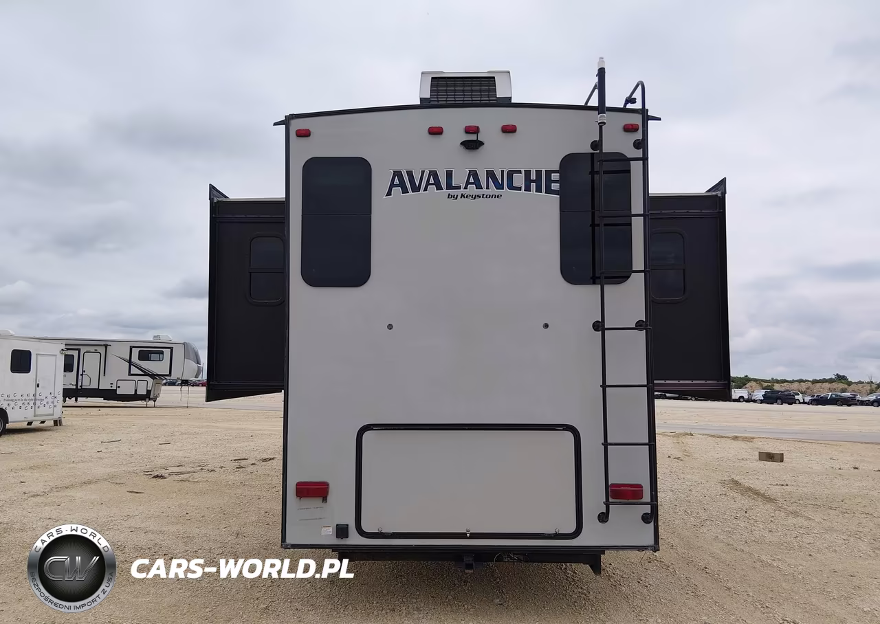 2018 Keystone Avalance VIN:4YDF37522JE760484 - 14