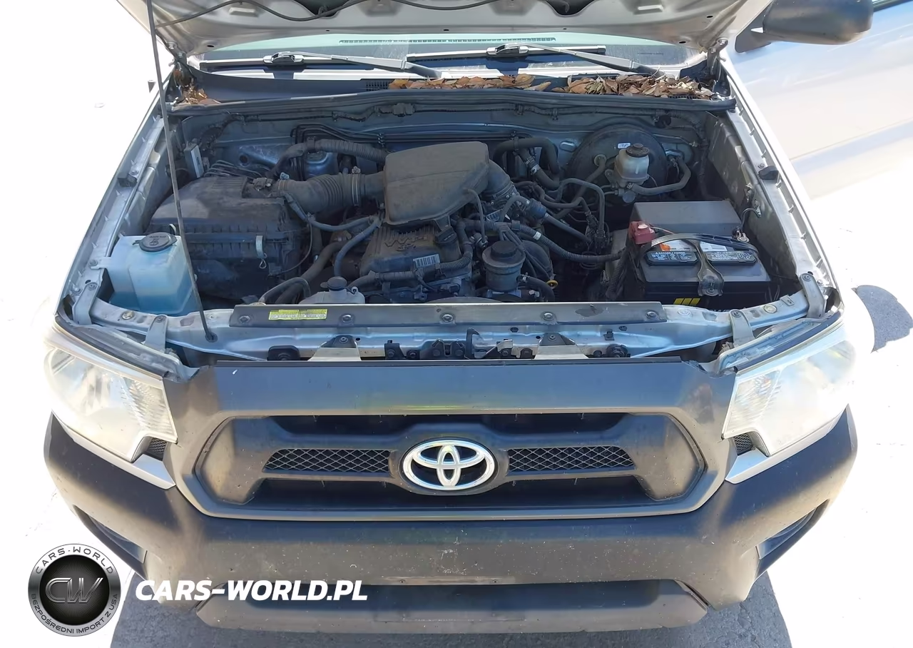 2012 Toyota Tacoma VIN:5TFNX4CN0CX013391 - 10