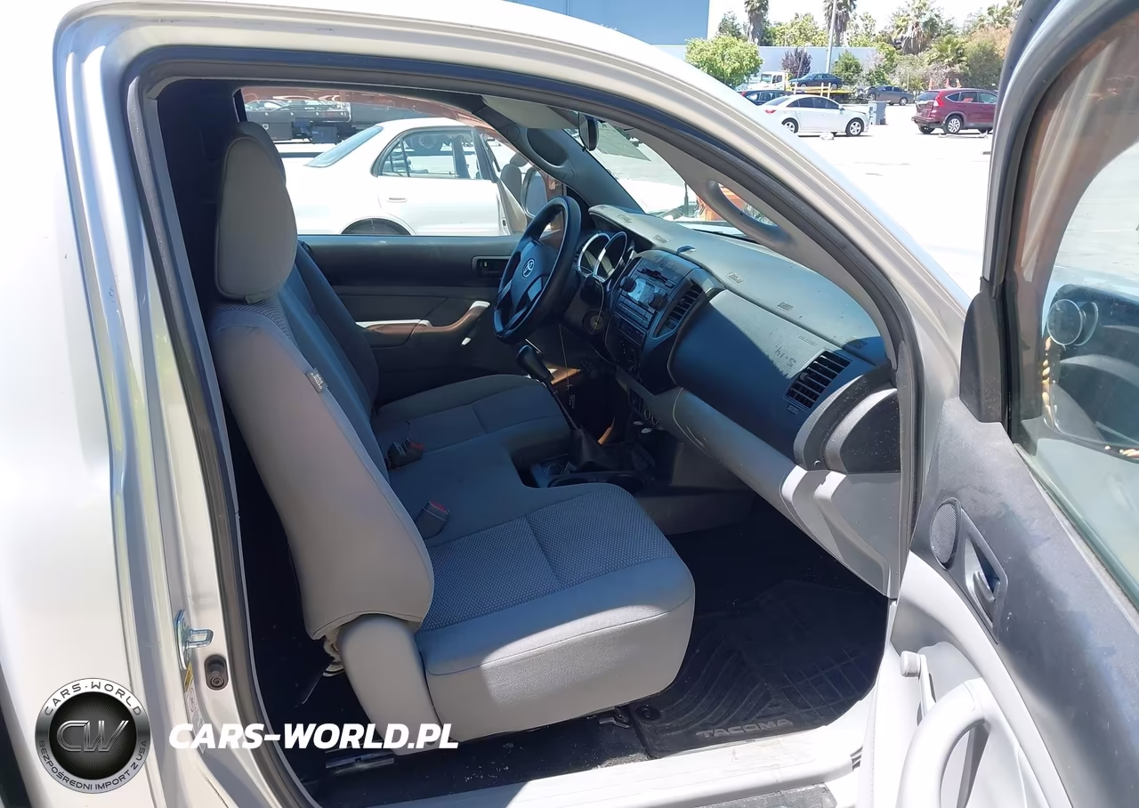 2012 Toyota Tacoma VIN:5TFNX4CN0CX013391 - 8
