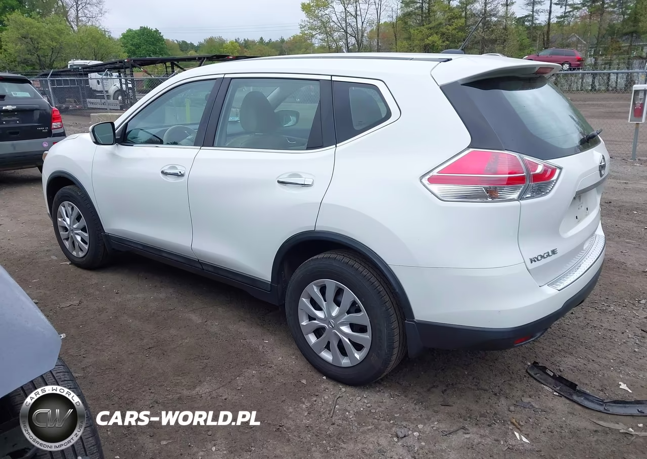 2015 Nissan Rogue S VIN:5N1AT2MV0FC851991 - 3