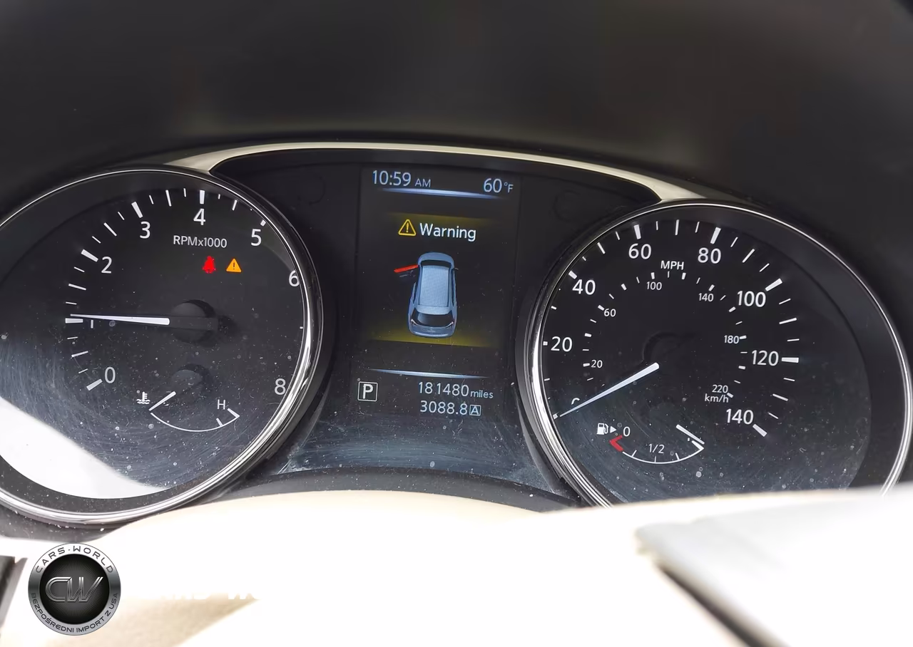 2015 Nissan Rogue S VIN:5N1AT2MV0FC851991 - 7