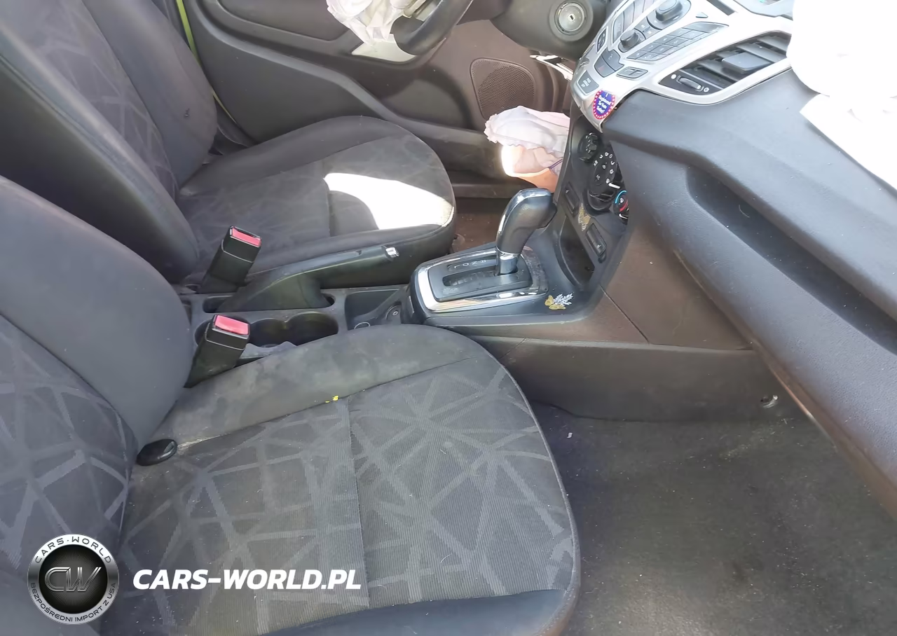 2011 Ford Fiesta Se VIN:3FADP4EJ0BM173528 - 5