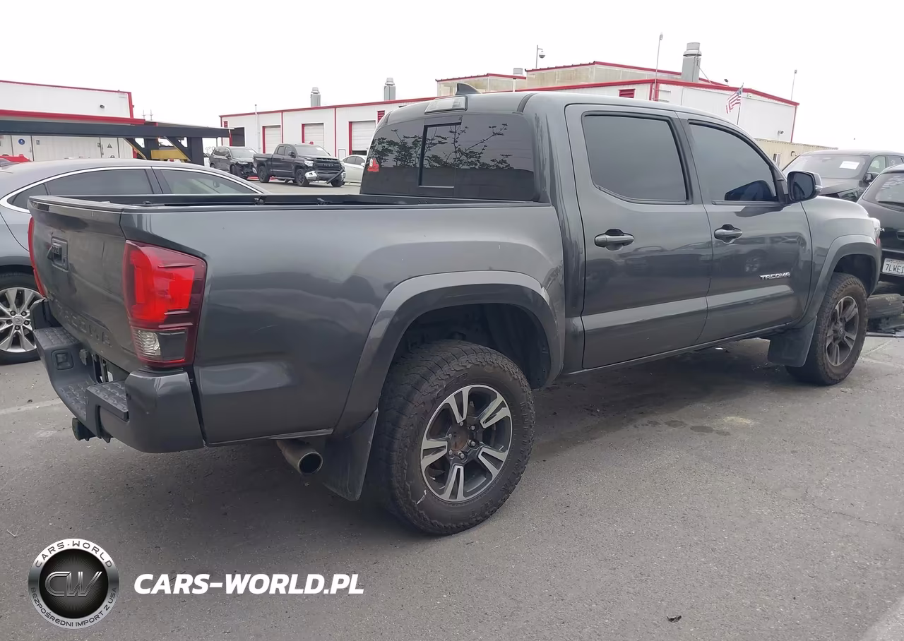 2019 Toyota Tacoma Trd Sport VIN:3TMCZ5AN1KM270459 - 4