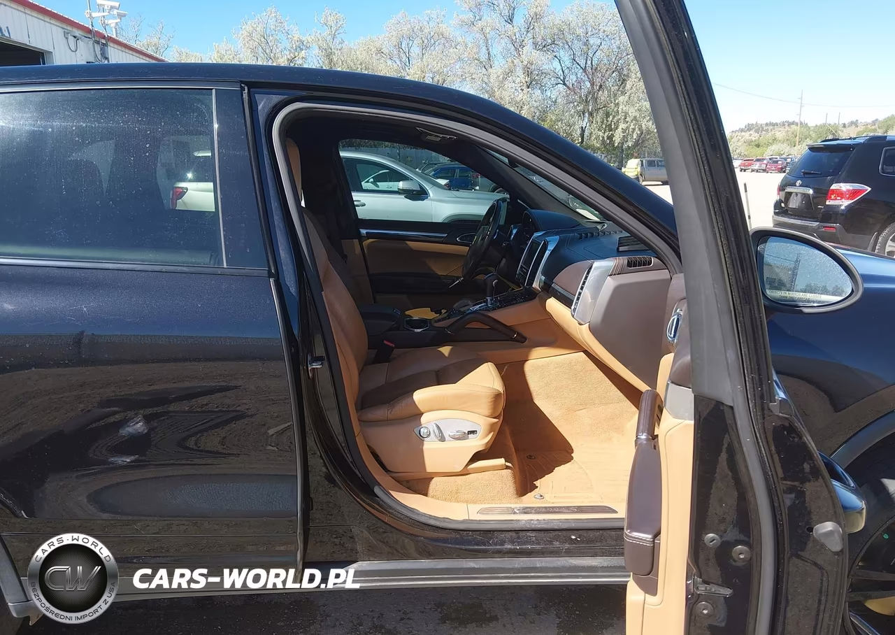 2012 Porsche Cayenne S VIN:WP1AB2A29CLA47703 - 5