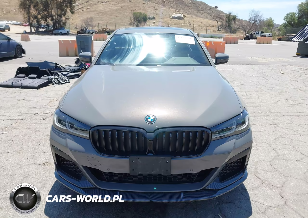 2022 BMW 530E VIN:WBA13AG05NCK64745 - 13