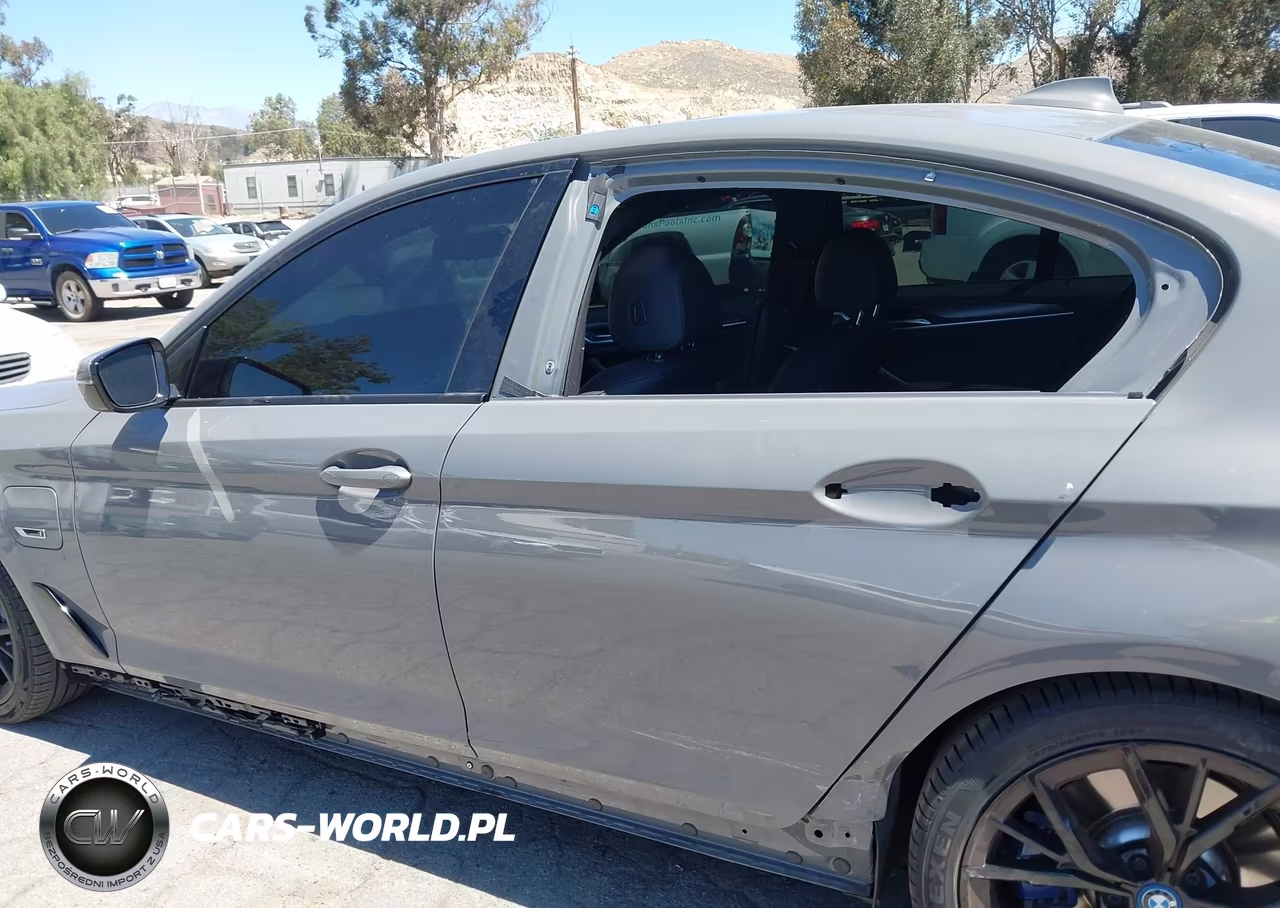 2022 BMW 530E VIN:WBA13AG05NCK64745 - 18