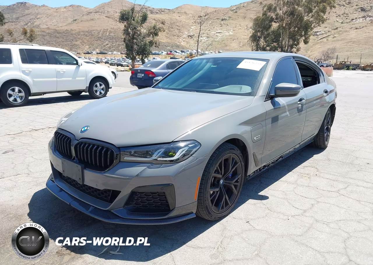 2022 BMW 530E VIN:WBA13AG05NCK64745 - 2
