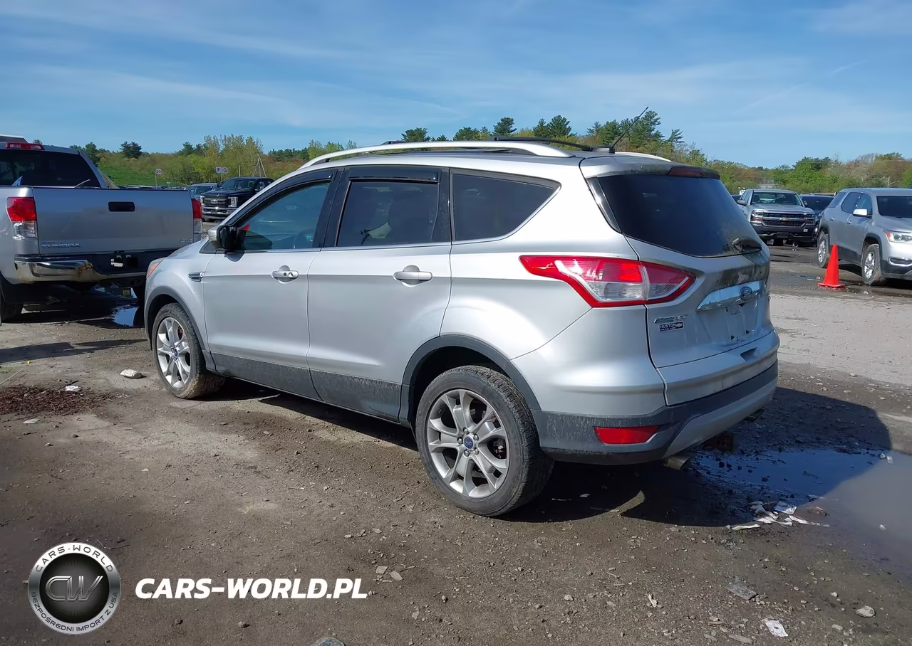 2015 Ford Escape Titanium VIN:1FMCU9JX4FUC20126 - 3