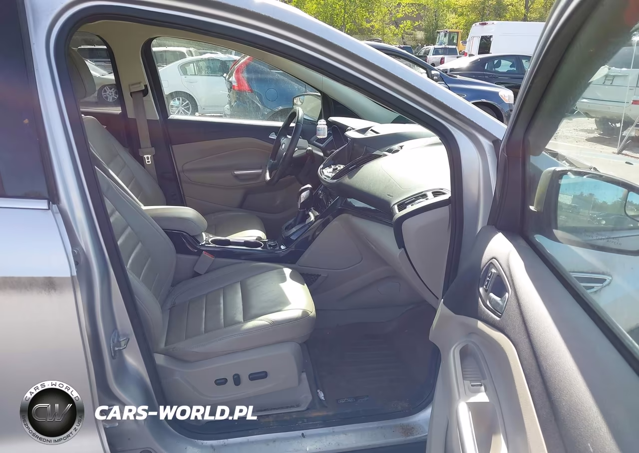 2015 Ford Escape Titanium VIN:1FMCU9JX4FUC20126 - 5