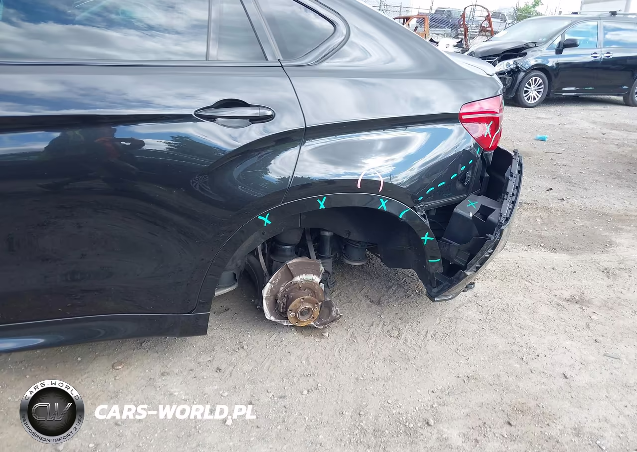 2016 BMW X6 M VIN:5YMKW8C53G0R43336 - 6