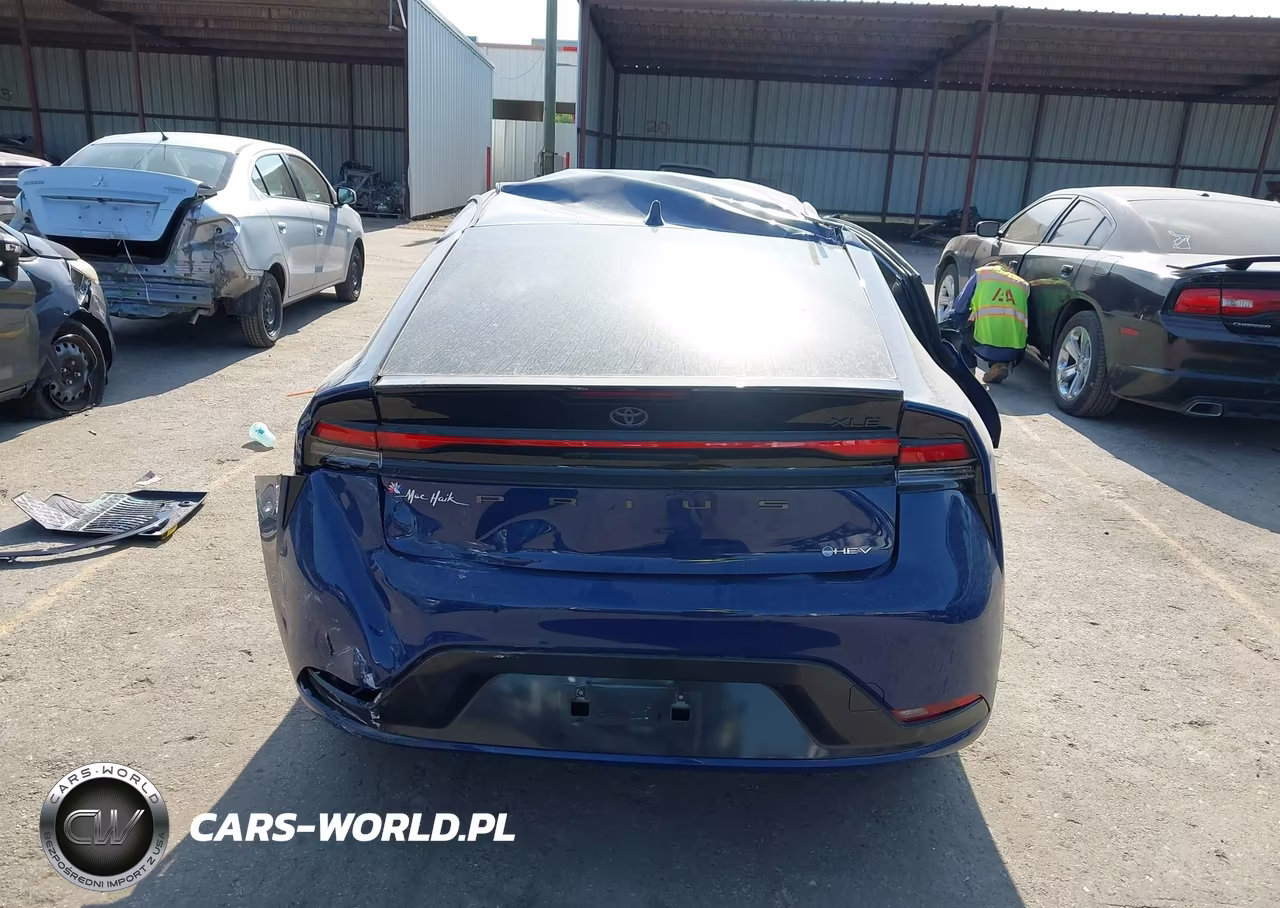 2025 Toyota Prius Xle VIN:JTDACAAU4S3063221 - 15