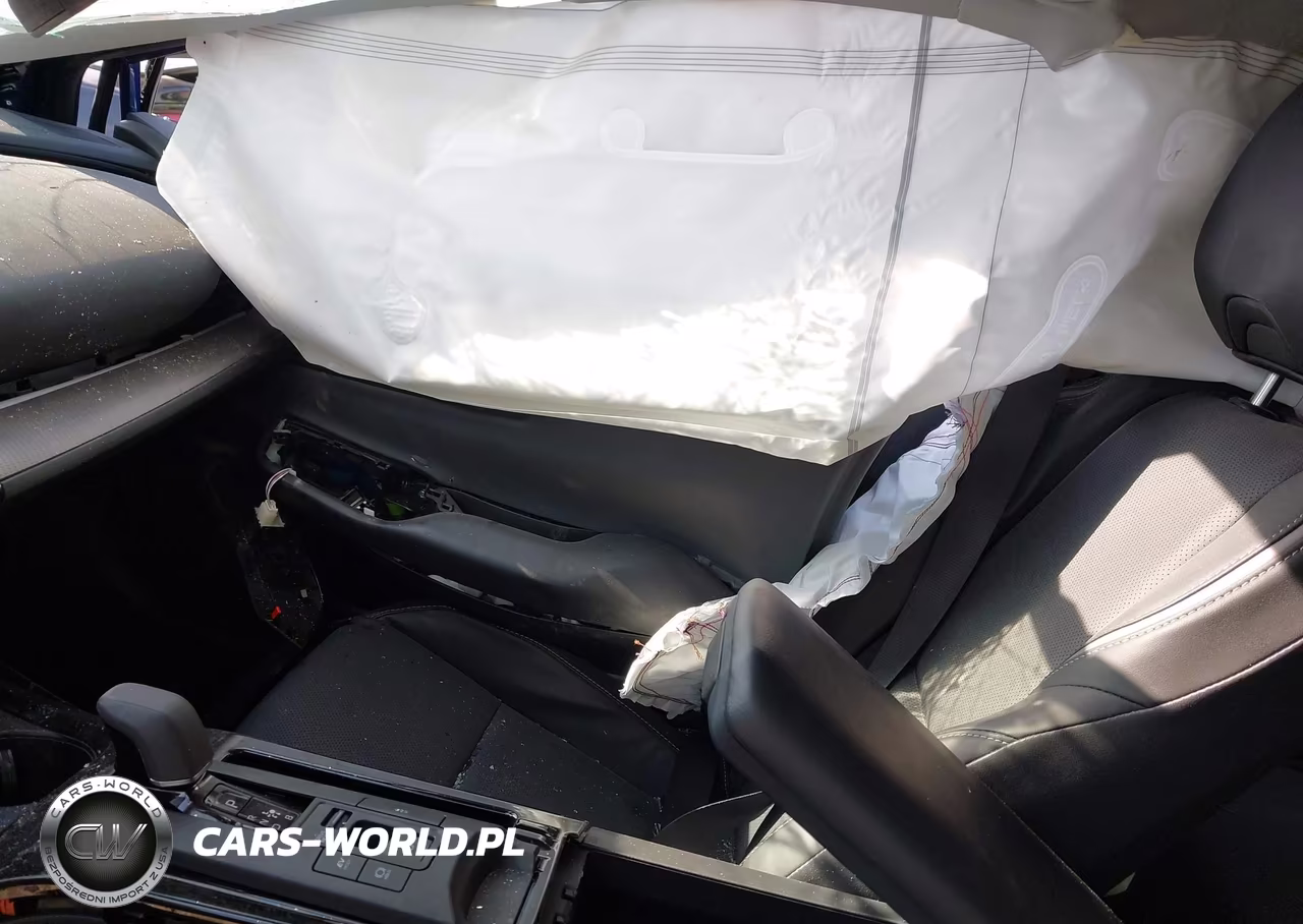 2025 Toyota Prius Xle VIN:JTDACAAU4S3063221 - 5