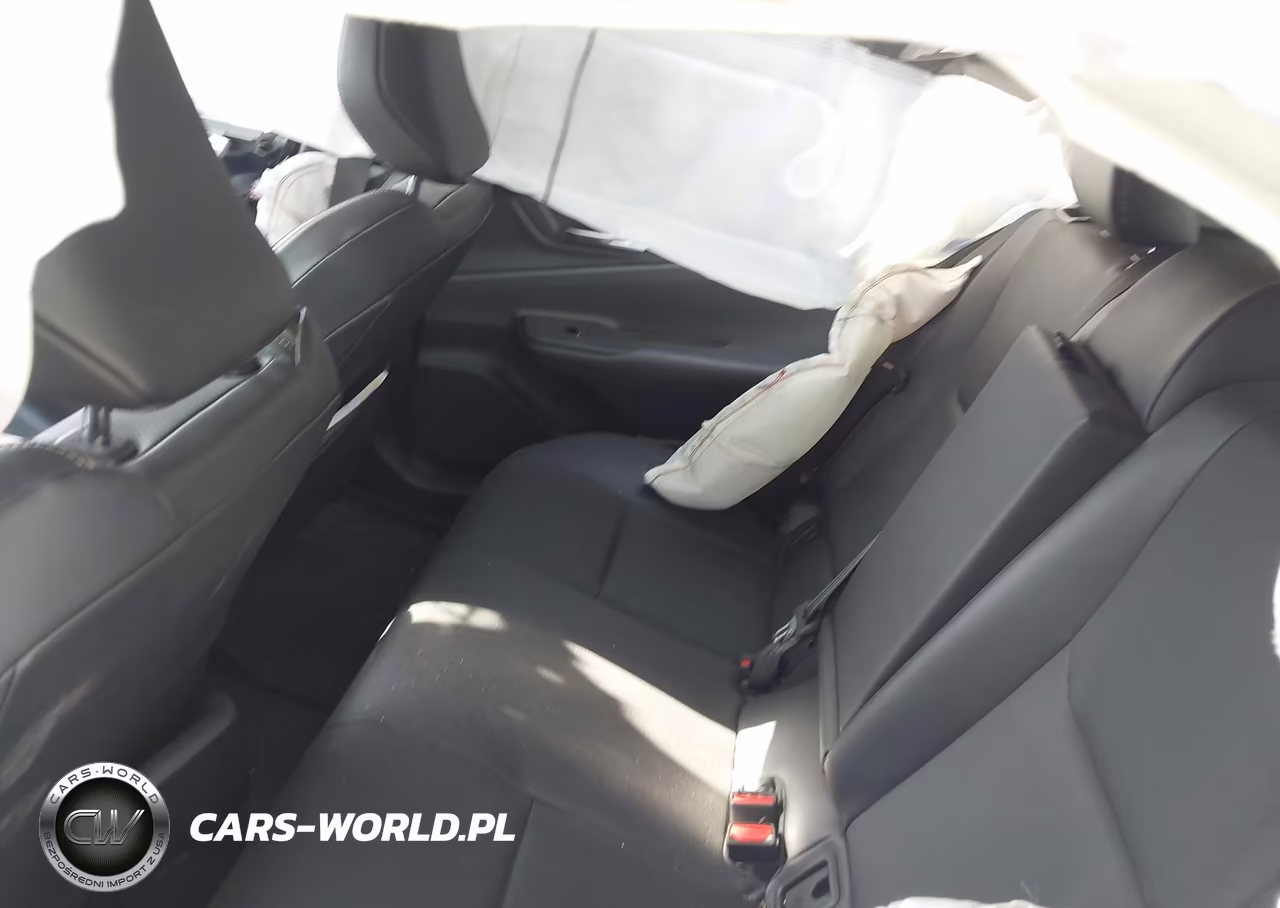 2025 Toyota Prius Xle VIN:JTDACAAU4S3063221 - 8