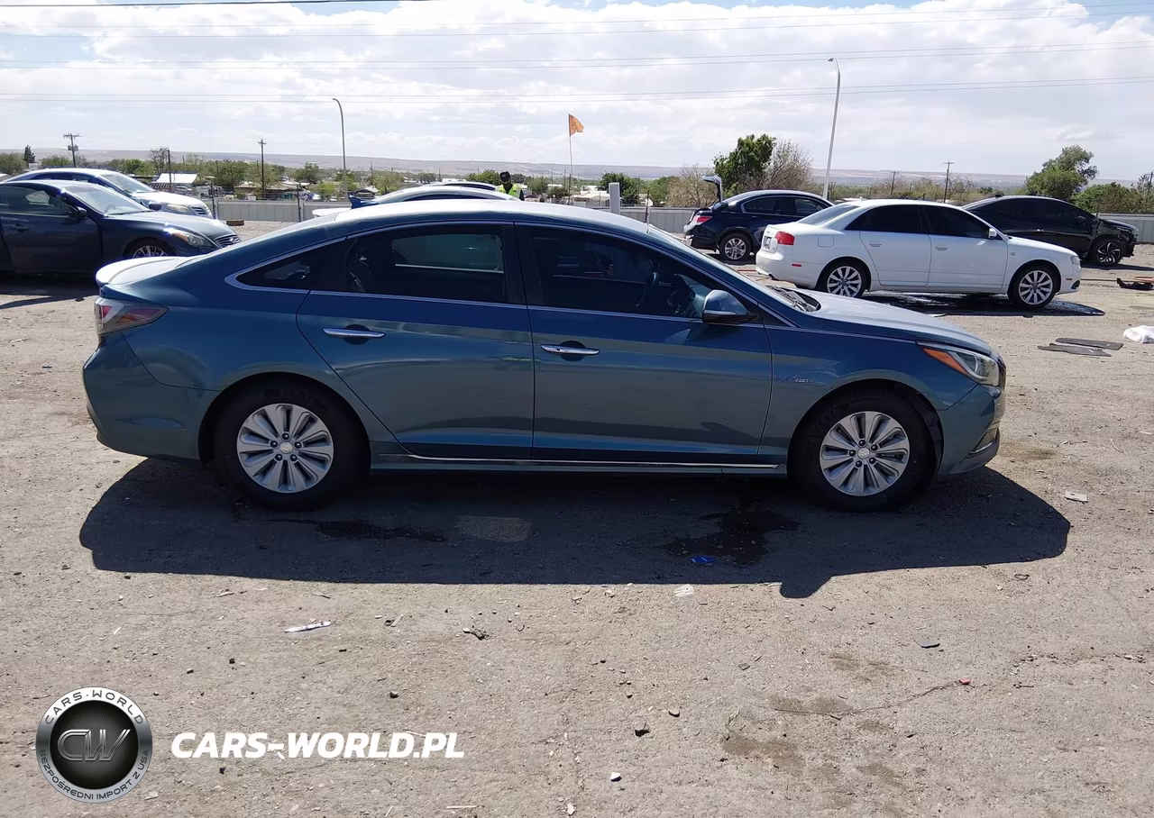 2016 Hyundai Sonata Hybrid Se VIN:KMHE24L15GA035306 - 14