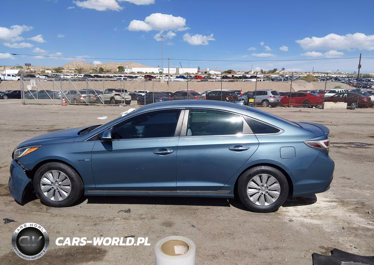 2016 Hyundai Sonata Hybrid Se VIN:KMHE24L15GA035306 - 15