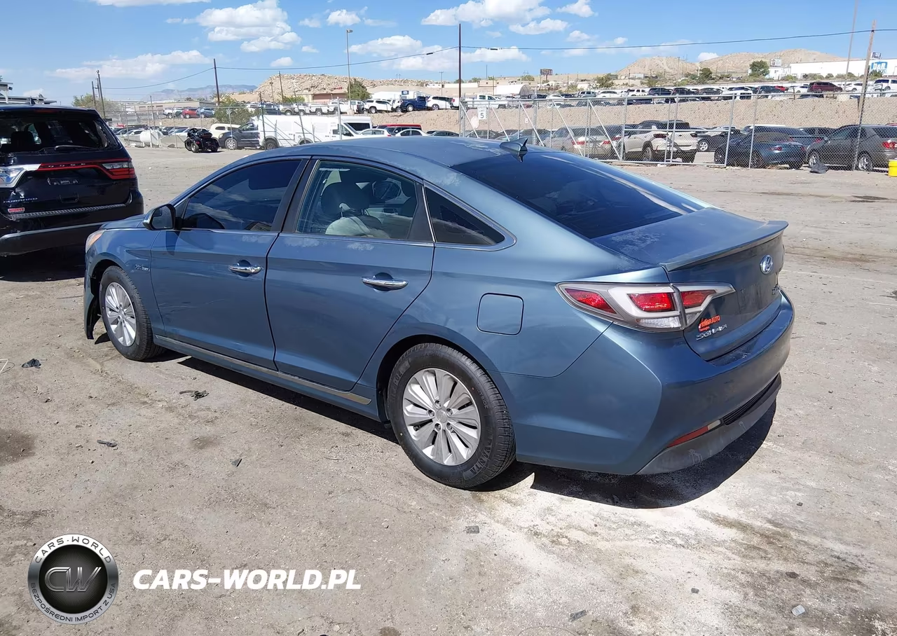 2016 Hyundai Sonata Hybrid Se VIN:KMHE24L15GA035306 - 3