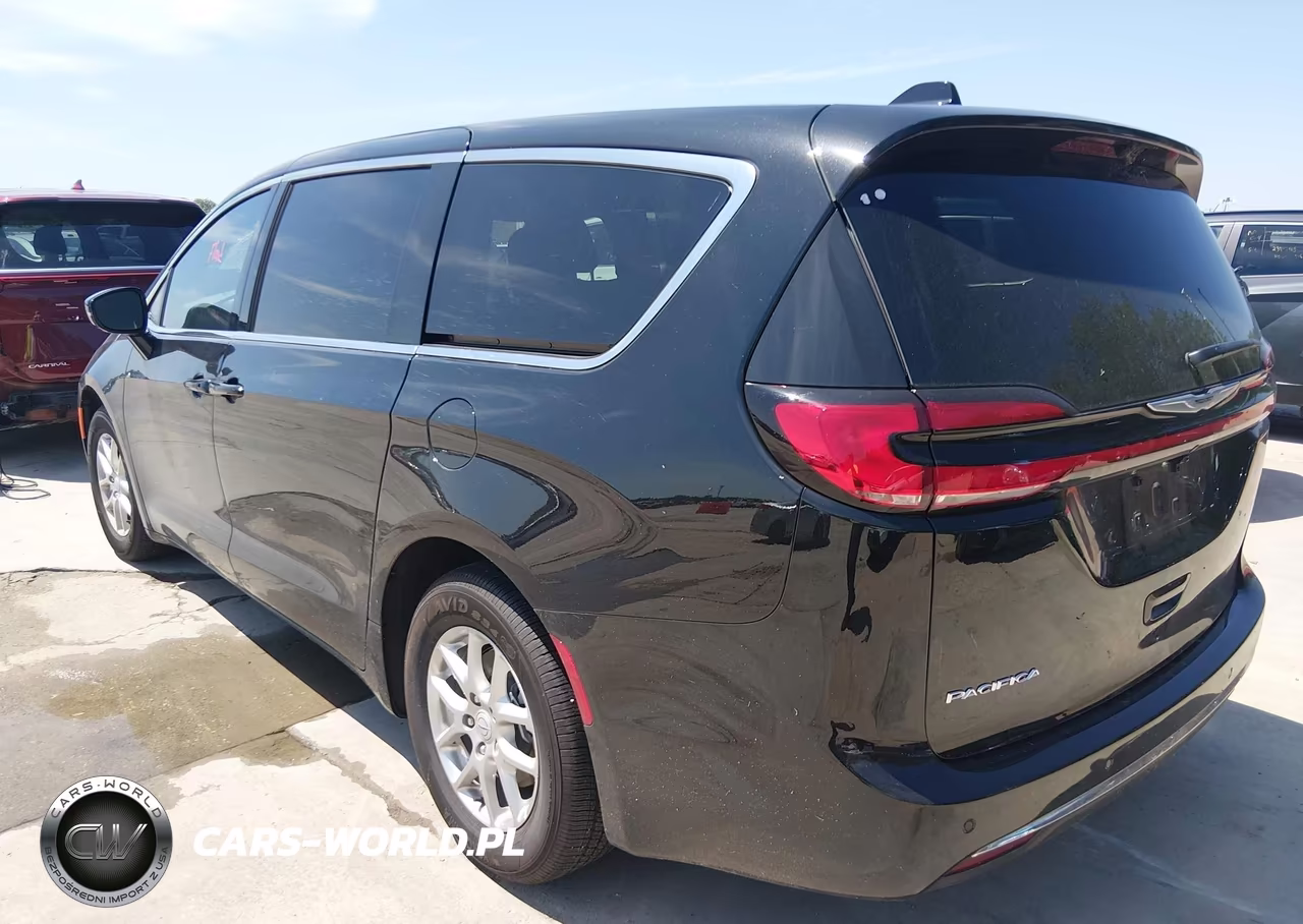 2026 Chrysler Pacifica Select VIN:2C4RC1BG6TR196583 - 3