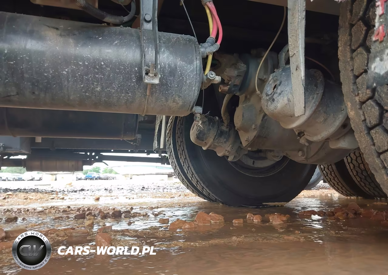 2019 Western Star 4700 Set Forward Axle VIN:5KKHAVDV1KLKG6755 - 11