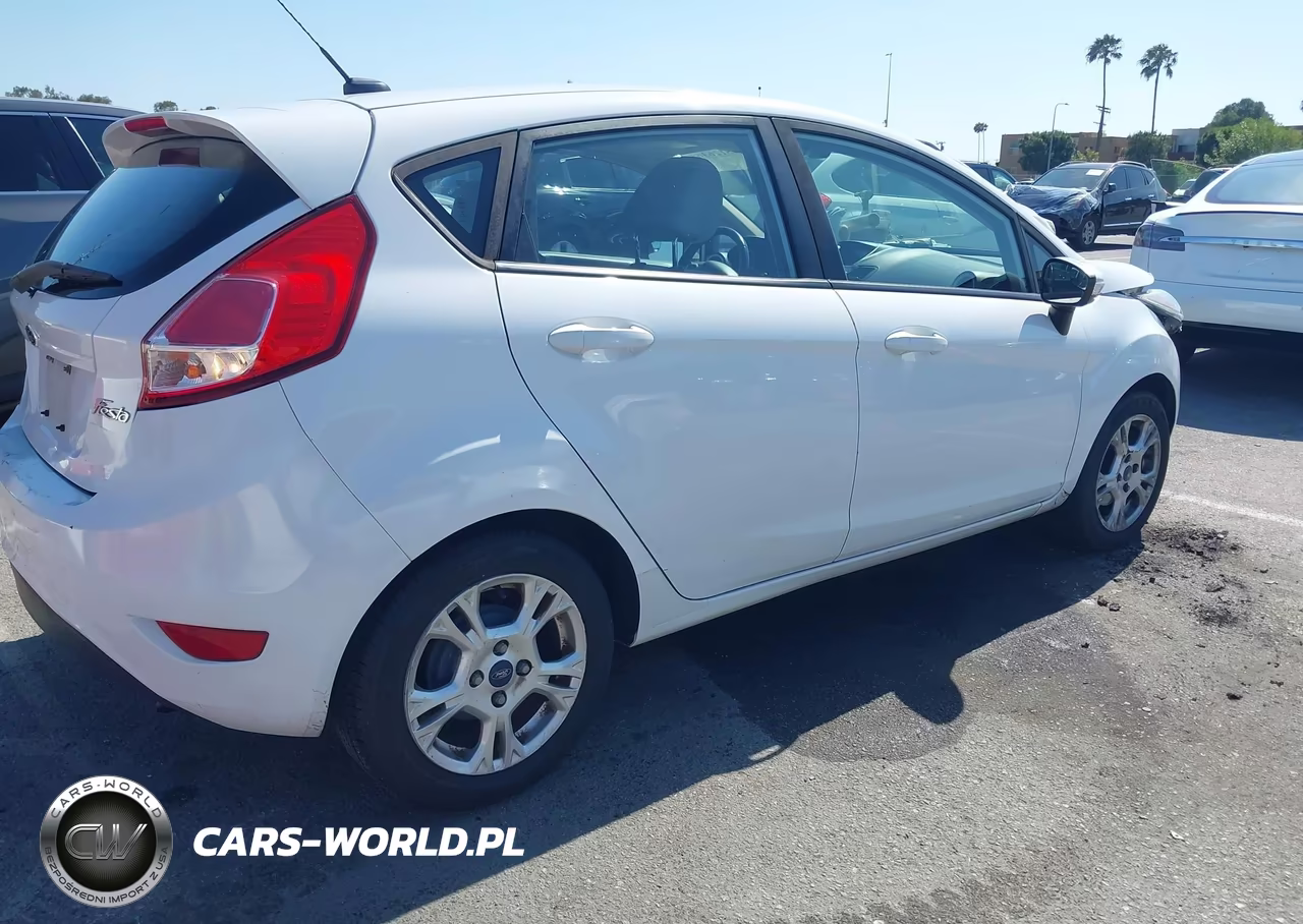 2014 Ford Fiesta Se VIN:3FADP4EJ7EM216962 - 4
