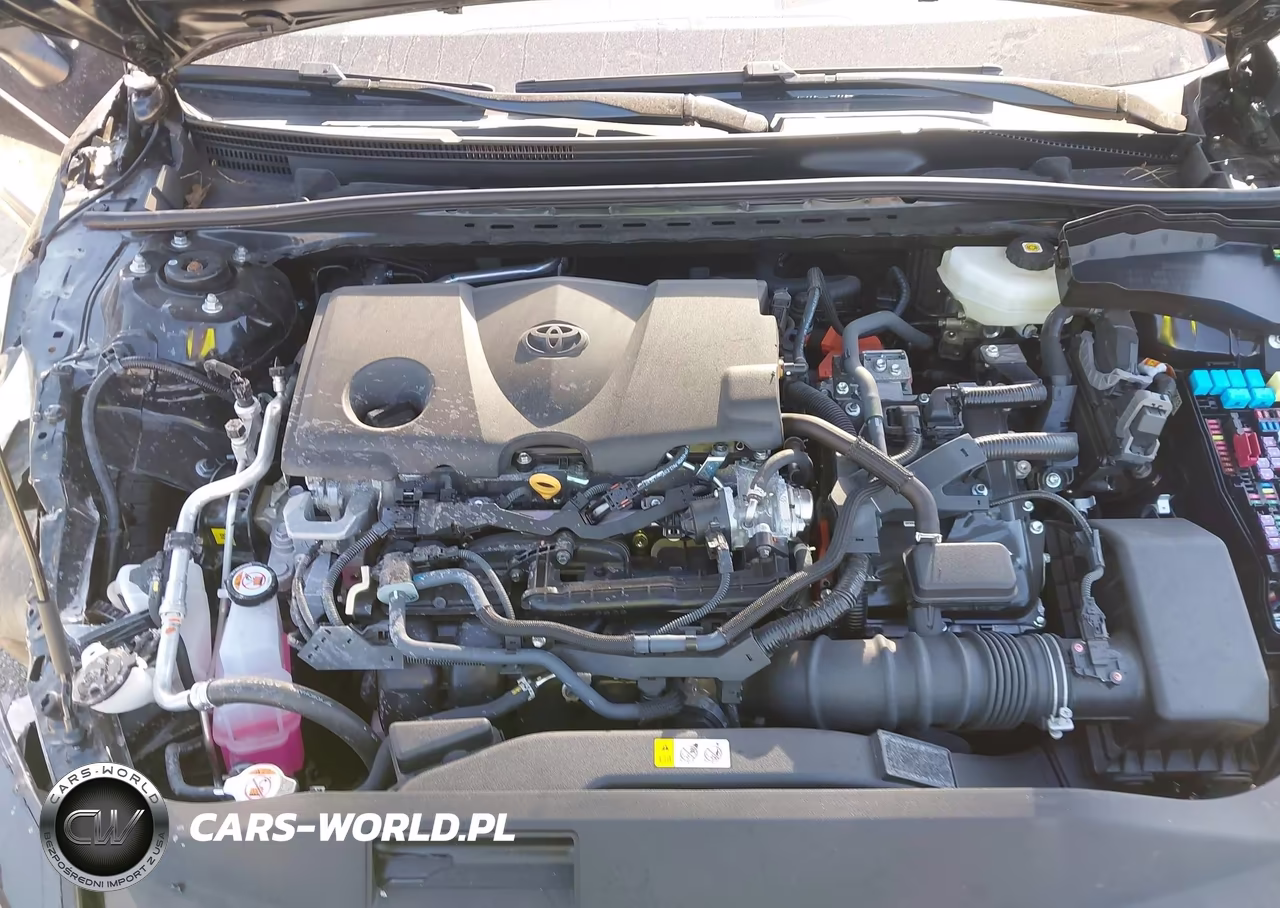 2025 Toyota Camry Le VIN:4T1DAACK9SU620824 - 10