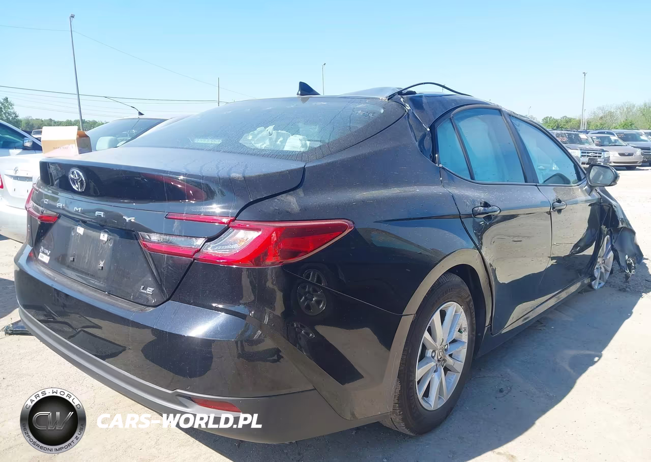 2025 Toyota Camry Le VIN:4T1DAACK9SU620824 - 4