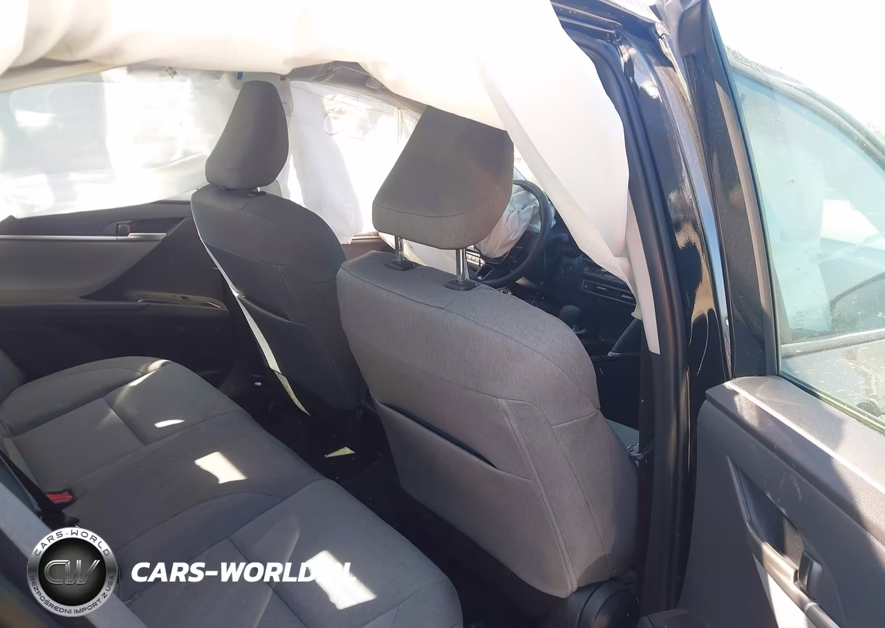 2025 Toyota Camry Le VIN:4T1DAACK9SU620824 - 8