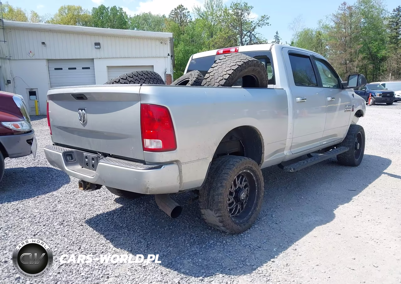 2016 Ram 2500 Slt VIN:3C6UR5DL0GG182935 - 4