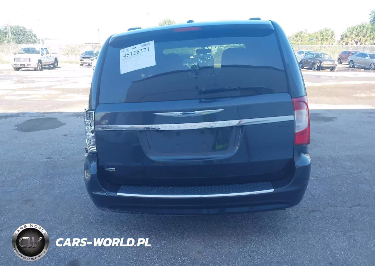 2014 Chrysler Town & Country Touring VIN:2C4RC1BG2ER448719 - 16