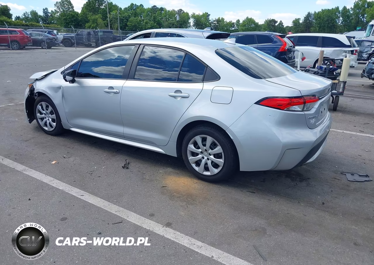 2020 Toyota Corolla Le VIN:5YFEPRAE7LP005853 - 3
