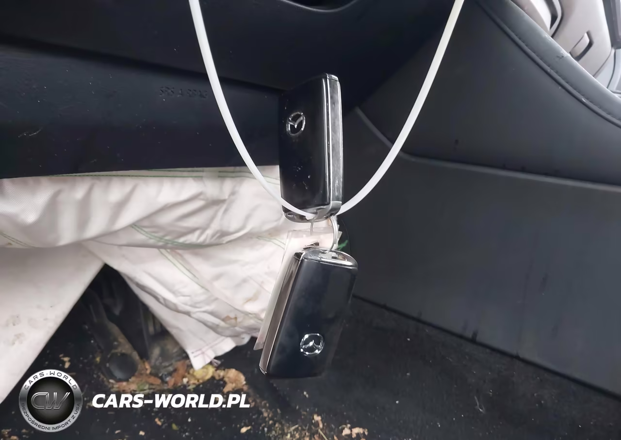 2020 Mazda Mazda3 Select Package VIN:JM1BPBCMXL1163039 - 11