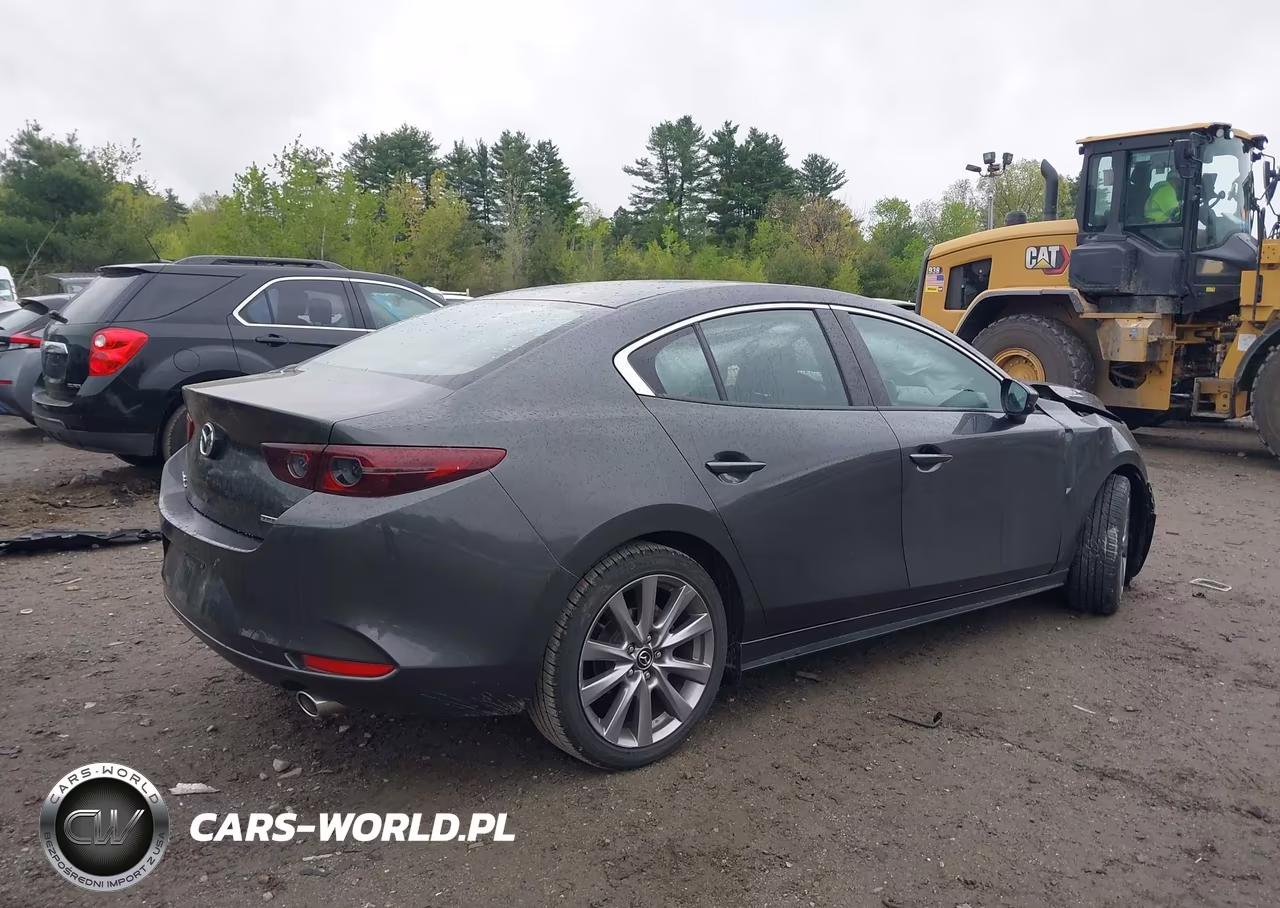 2020 Mazda Mazda3 Select Package VIN:JM1BPBCMXL1163039 - 4