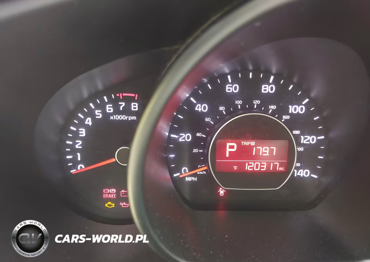 2016 Kia Soul VIN:KNDJN2A21G7358419 - 7