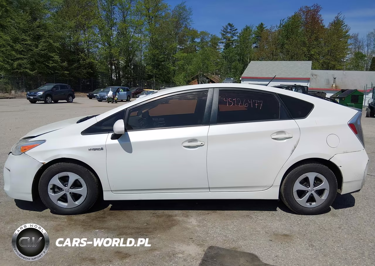 2015 Toyota Prius Three VIN:JTDKN3DU0F1895078 - 14