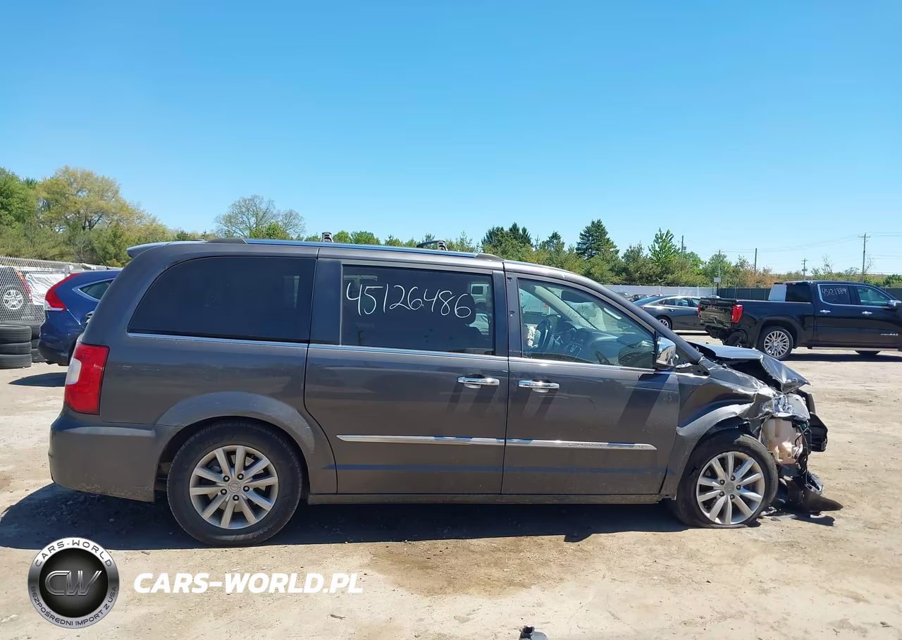 2016 Chrysler Town & Country Limited Platinum VIN:2C4RC1GG3GR189248 - 14