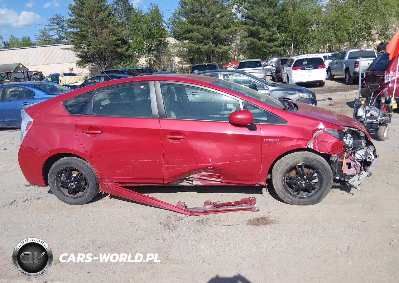 2013 Toyota Prius Three VIN:JTDKN3DUXD1731544 - 14
