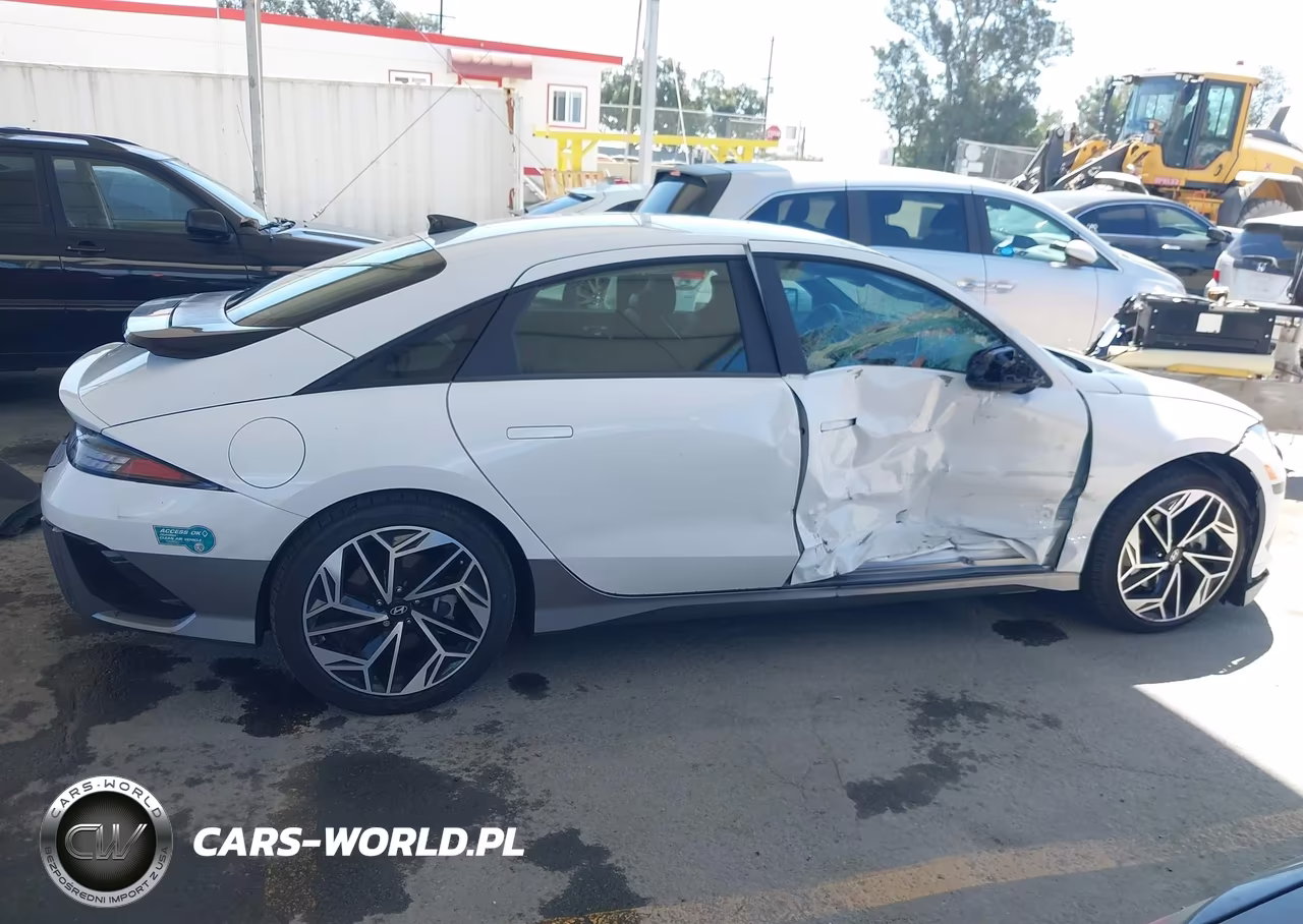 2025 Hyundai Ioniq 6 Sel VIN:KMHM34AA2SA085844 - 13