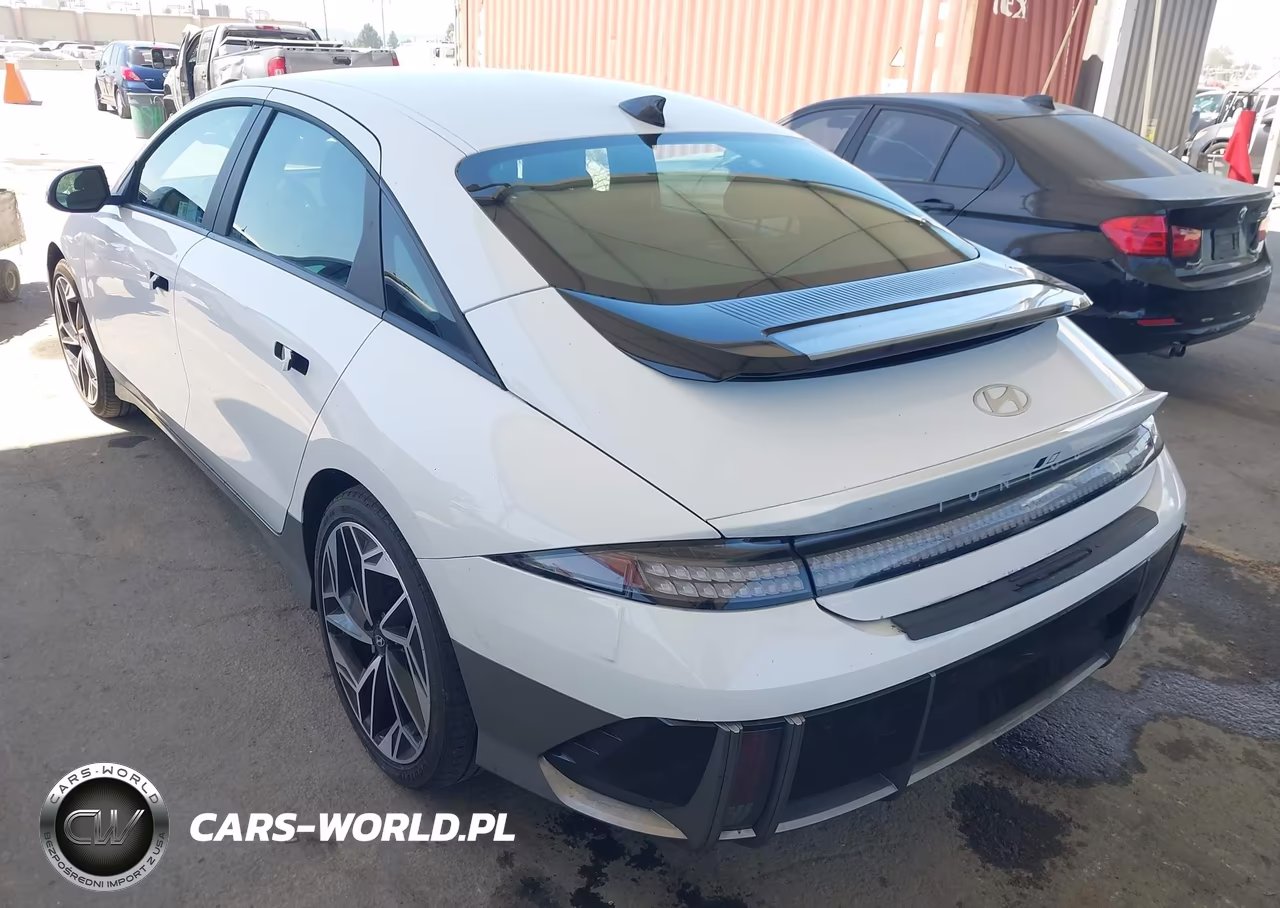 2025 Hyundai Ioniq 6 Sel VIN:KMHM34AA2SA085844 - 3