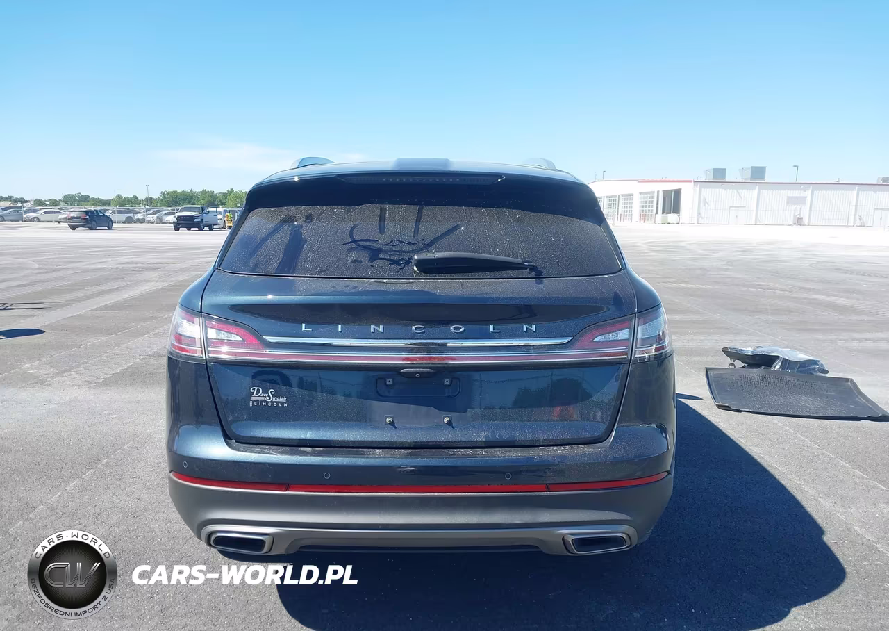 2021 Lincoln Nautilus Standard VIN:2LMPJ6J9XMBL03139 - 16