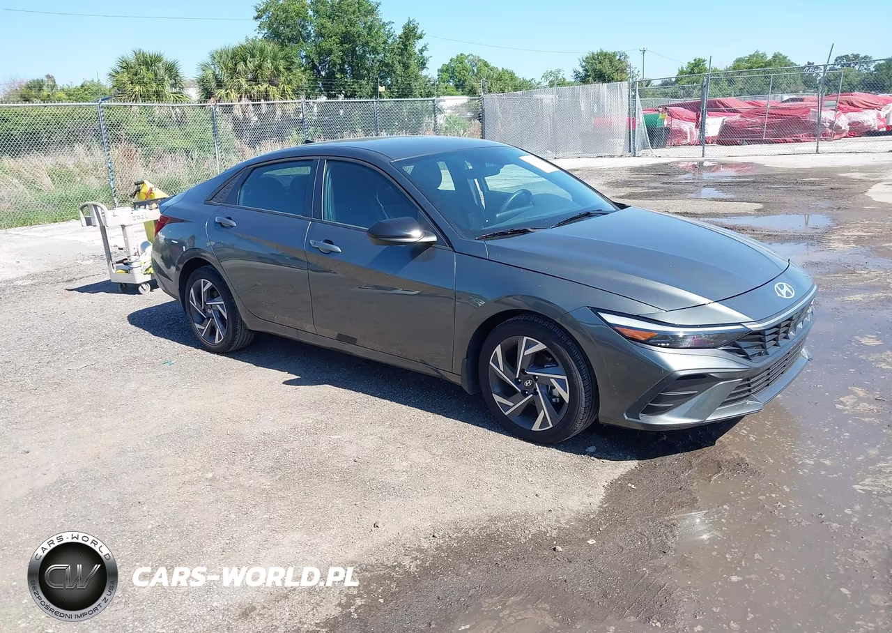 2025 Hyundai Elantra Sel Sport – zdjęcie 1 z 17