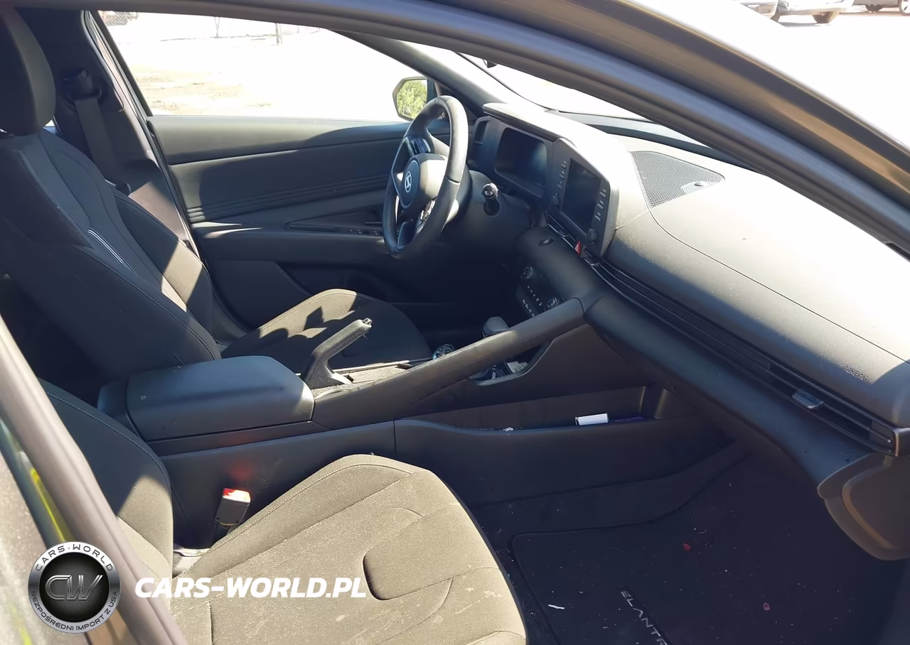 2025 Hyundai Elantra Sel Sport VIN:KMHLM4DG7SU071901 - 5