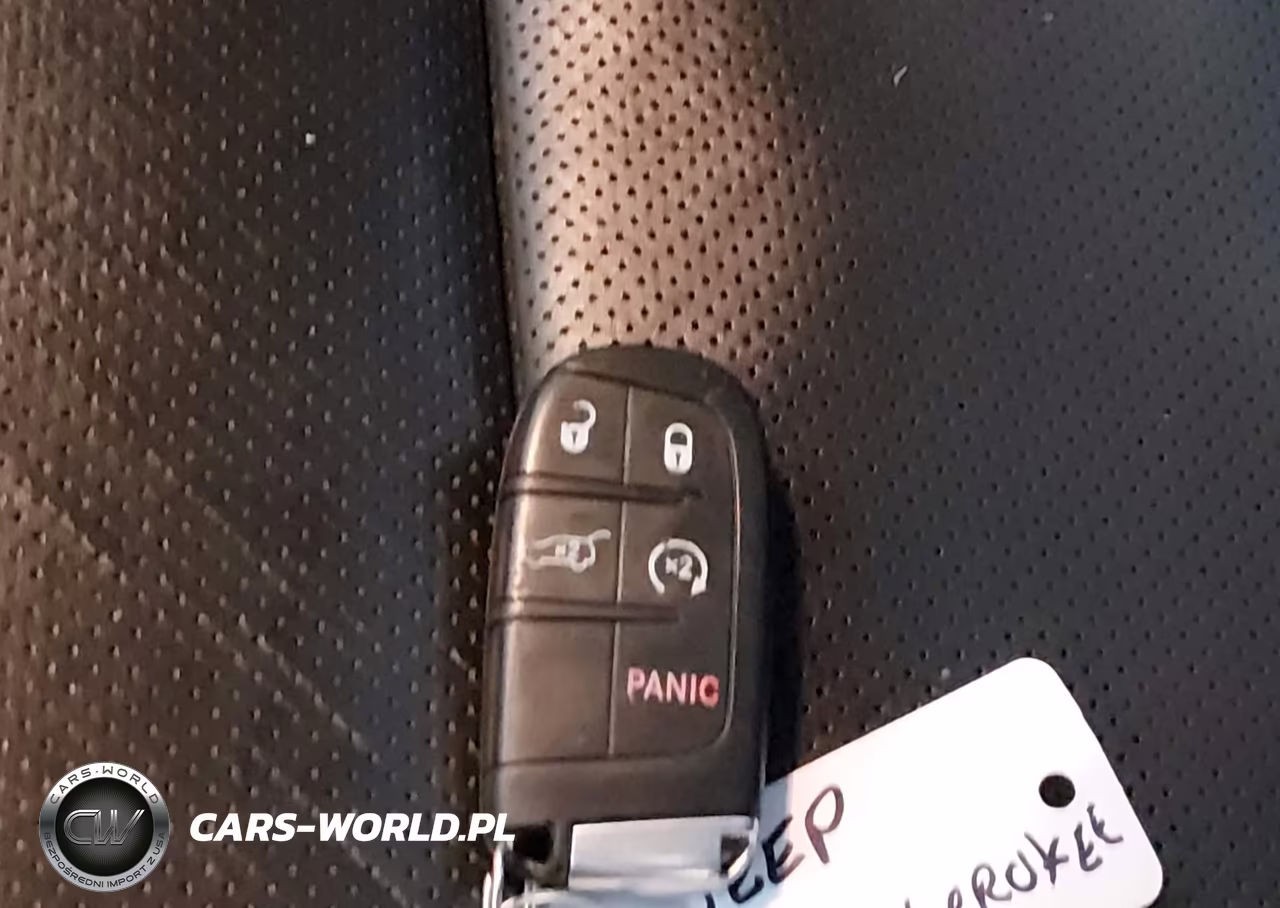 2015 Jeep Grand Cherokee Summit VIN:1C4RJFJG2FC934431 - 11