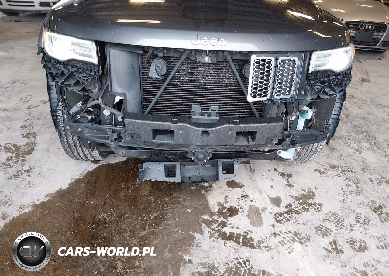 2015 Jeep Grand Cherokee Summit VIN:1C4RJFJG2FC934431 - 19