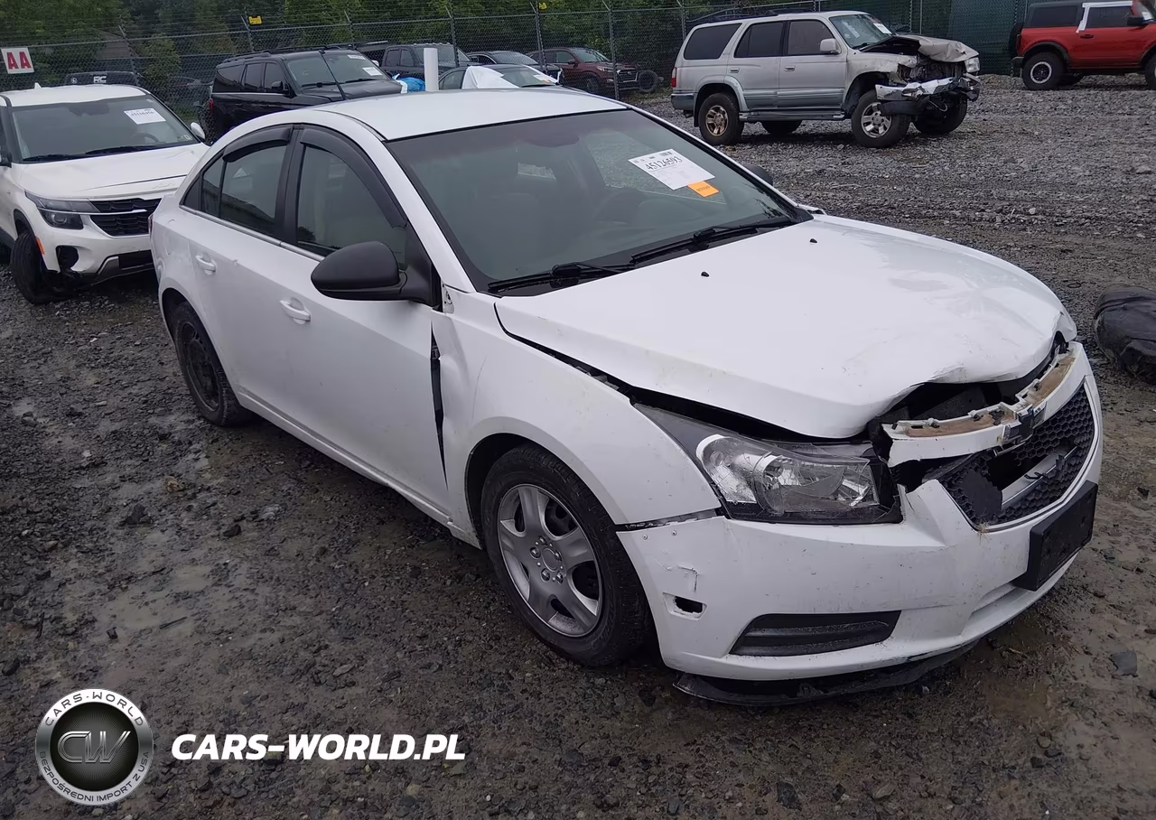 2012 Chevrolet Cruze Ls – zdjęcie 1 z 16