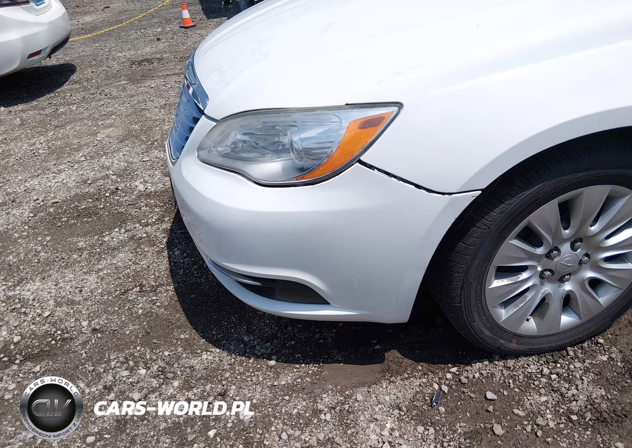 2014 Chrysler 200 Lx VIN:1C3CCBAB0EN213741 - 13