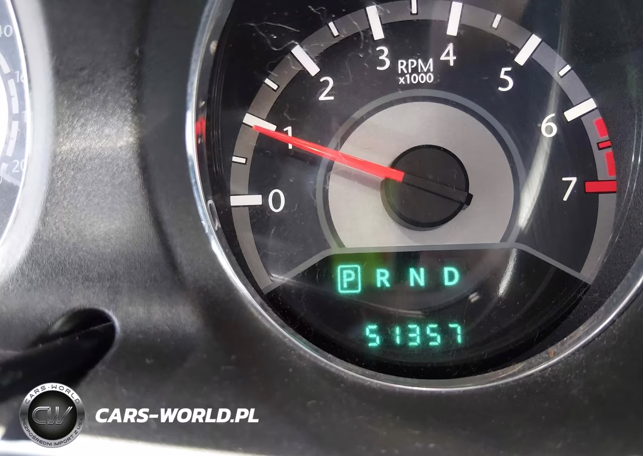 2014 Chrysler 200 Lx VIN:1C3CCBAB0EN213741 - 7