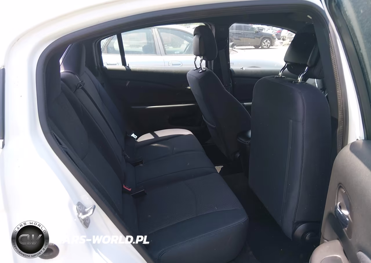 2014 Chrysler 200 Lx VIN:1C3CCBAB0EN213741 - 8