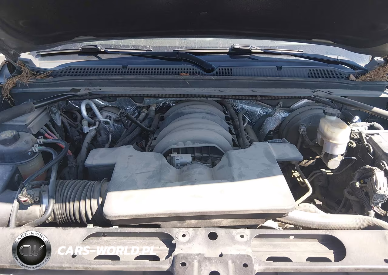 2018 Chevrolet Tahoe Premier VIN:1GNSKCKC2JR155679 - 10